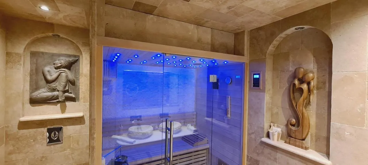 Hotel Loveroom La Garconn'Hyeres